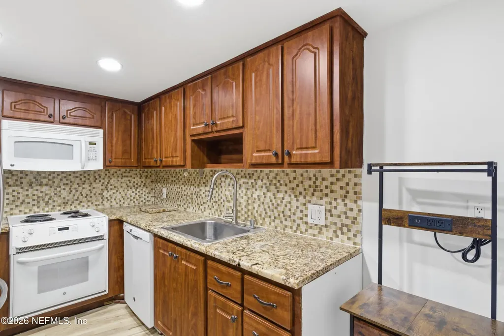 1601 Ocean Drive S Jacksonville Beach FL 32250