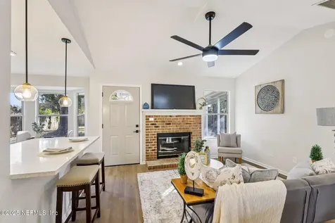 6683 Lana Lane Jacksonville FL 32244