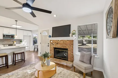 6683 Lana Lane Jacksonville FL 32244