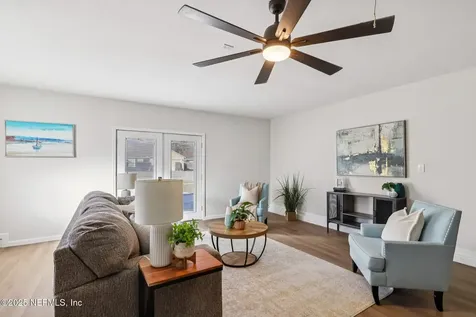6683 Lana Lane Jacksonville FL 32244