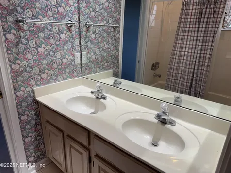 10098 Chester Lake Road E Jacksonville FL 32256