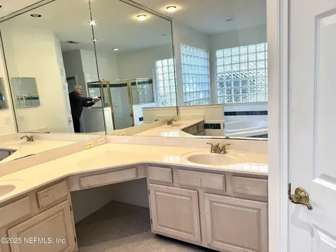 10098 Chester Lake Road E Jacksonville FL 32256
