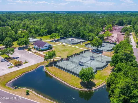 10098 Chester Lake Road E Jacksonville FL 32256