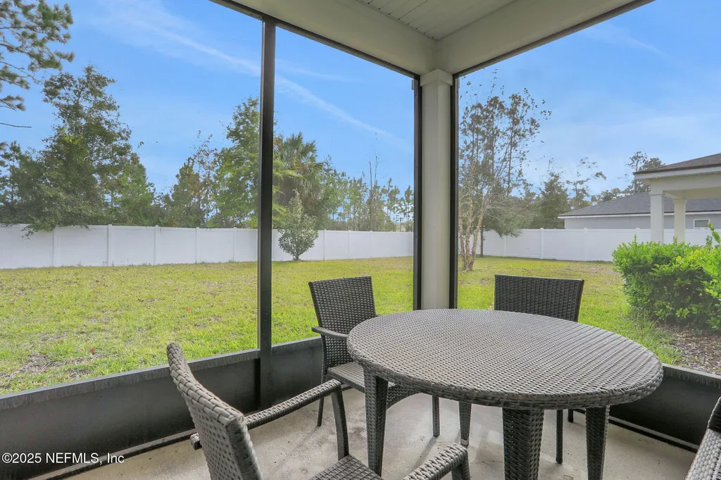 13863 Holsinger Boulevard Jacksonville FL 32256