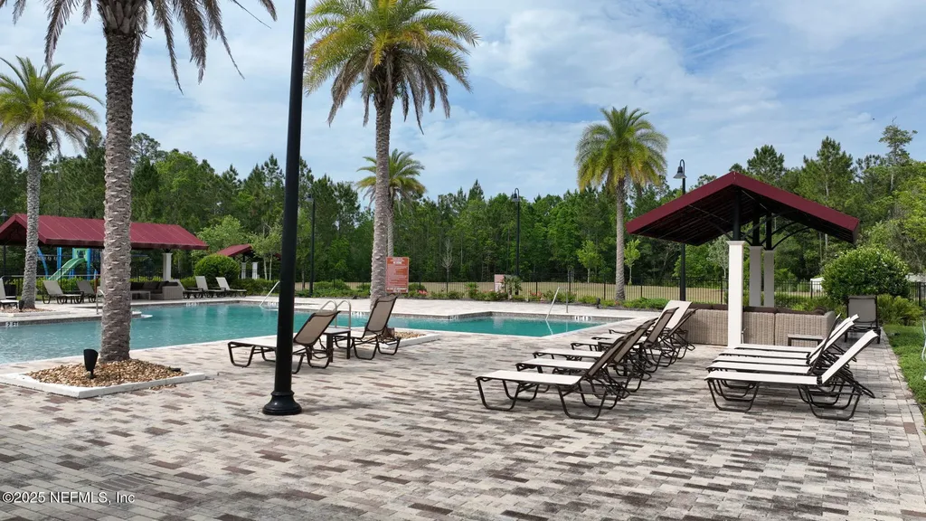 13863 Holsinger Boulevard Jacksonville FL 32256