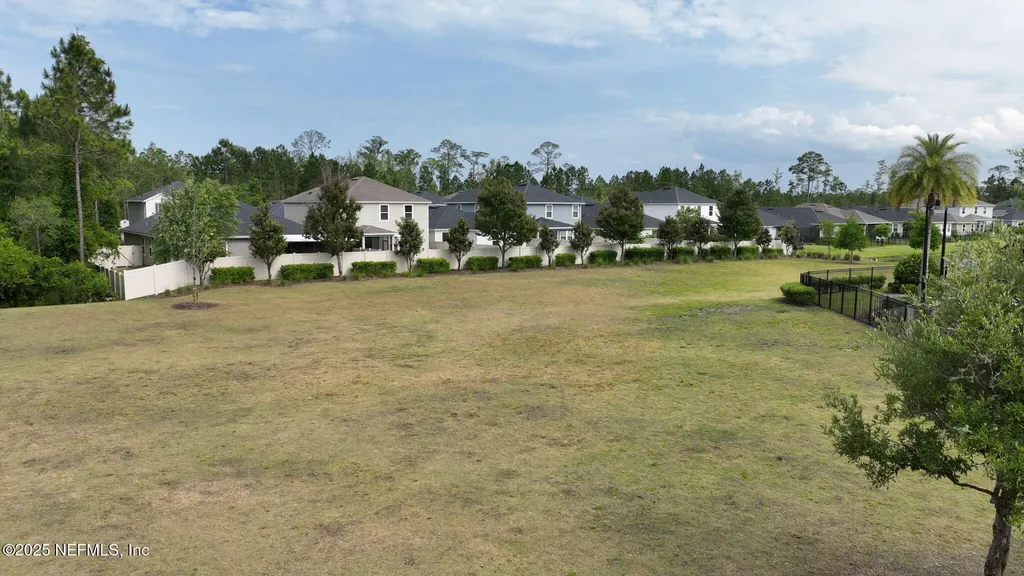 13863 Holsinger Boulevard Jacksonville FL 32256