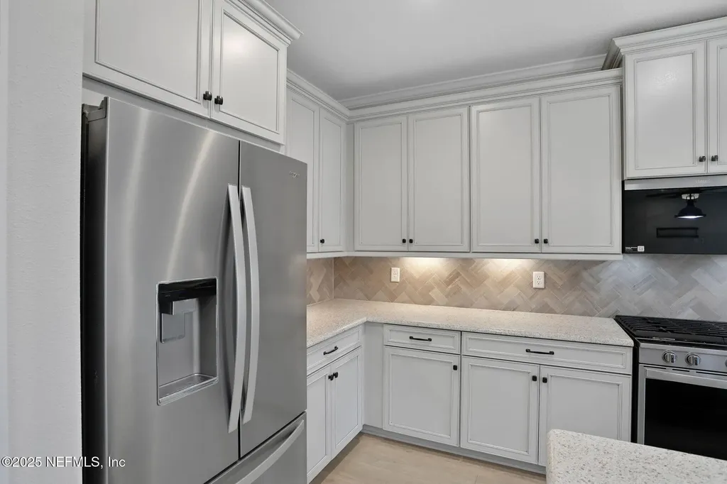 13863 Holsinger Boulevard Jacksonville FL 32256