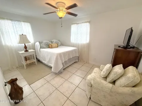 7047 Delisle Drive Jacksonville FL 32244