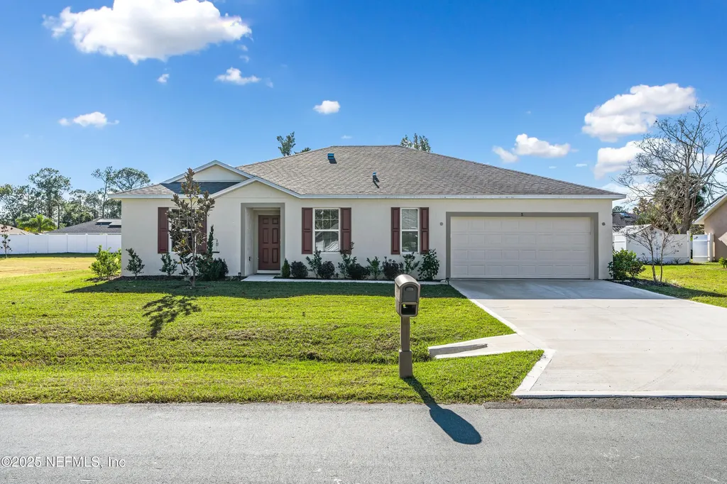 8 Bannbury Lane Palm Coast FL 32137