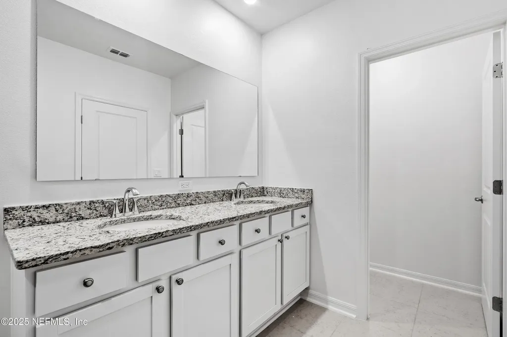 8 Bannbury Lane Palm Coast FL 32137