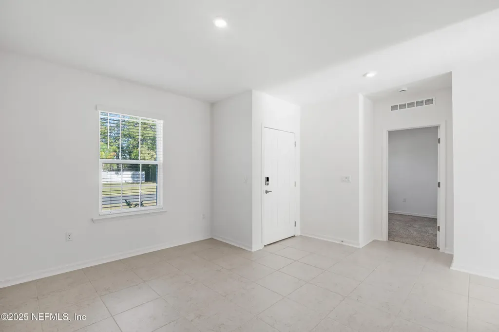 8 Bannbury Lane Palm Coast FL 32137