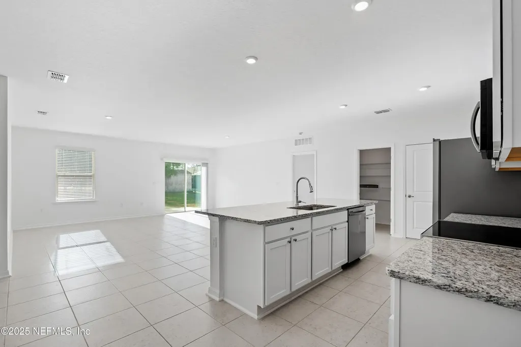8 Bannbury Lane Palm Coast FL 32137