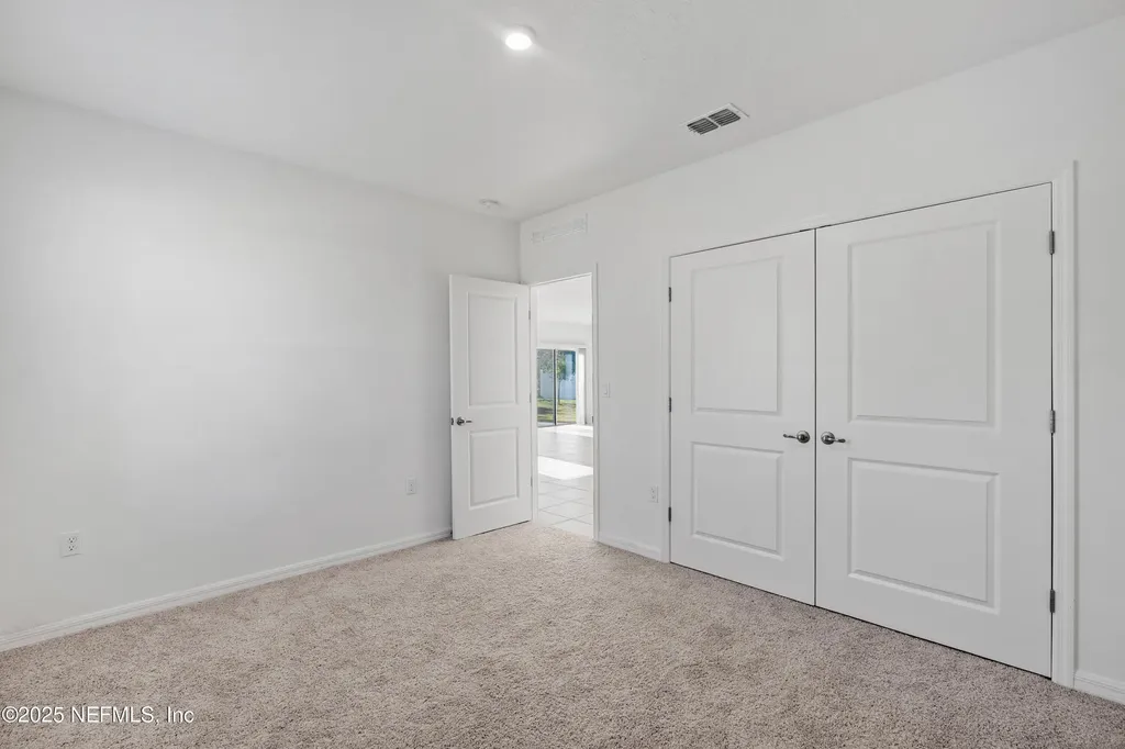 8 Bannbury Lane Palm Coast FL 32137