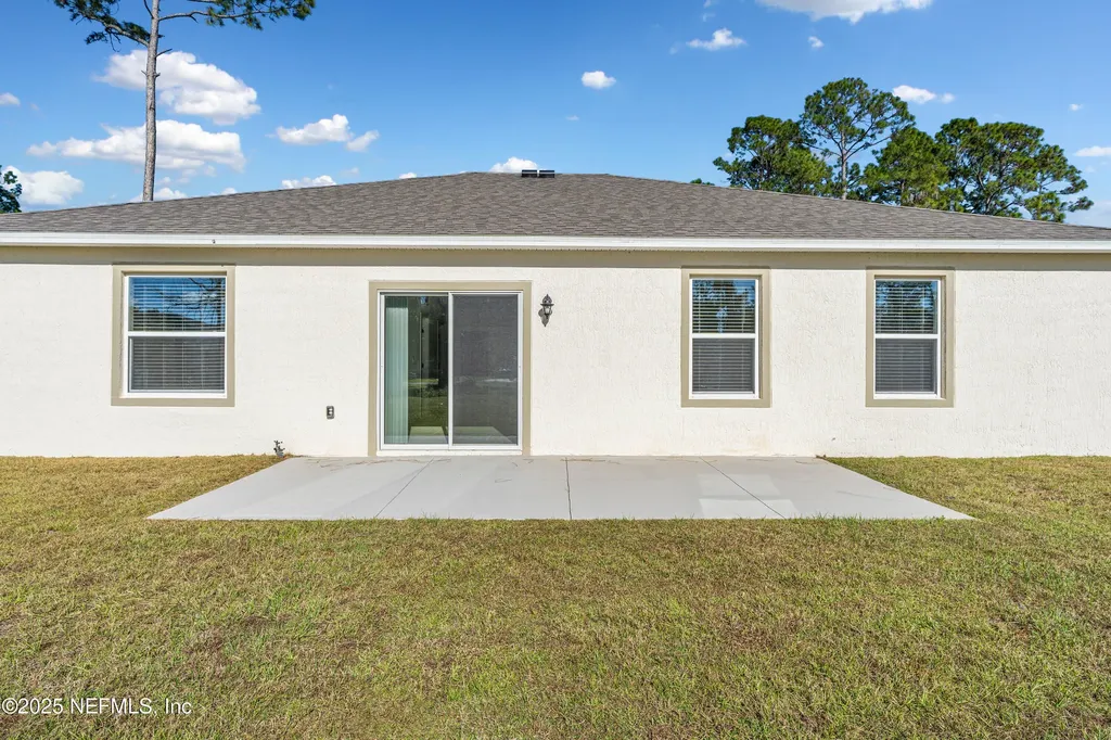 8 Bannbury Lane Palm Coast FL 32137