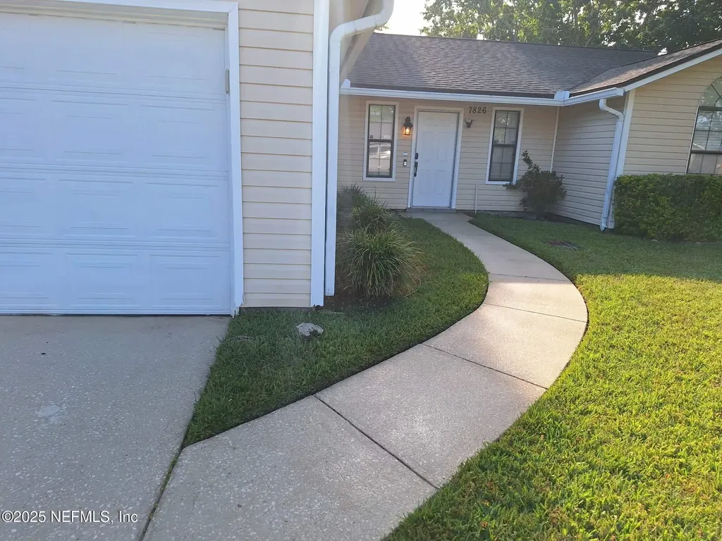 7826 Allspice Circle E Jacksonville FL 32244