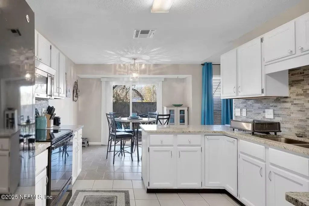 7826 Allspice Circle E Jacksonville FL 32244