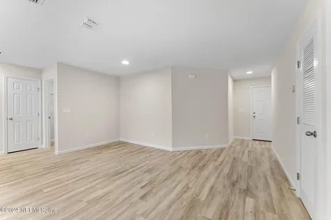 6278 Restlawn Drive Jacksonville FL 32208