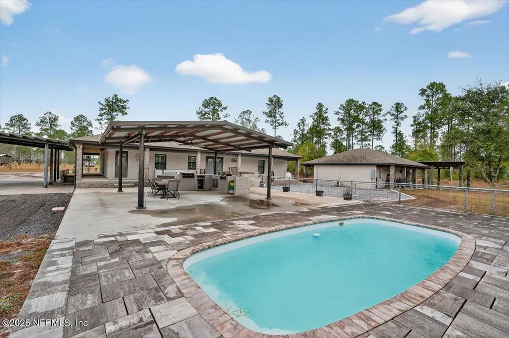 14189 Glen Farms Drive Glen St. Mary FL 32040