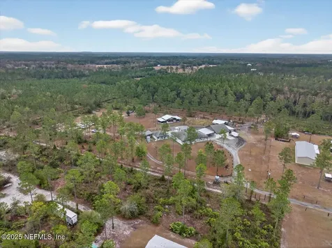 14189 Glen Farms Drive Glen St. Mary FL 32040