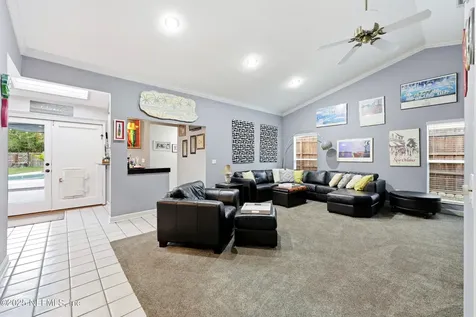 3420 Secret Cove Place Jacksonville FL 32216