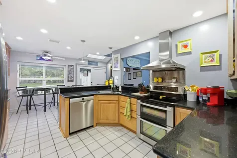 3420 Secret Cove Place Jacksonville FL 32216