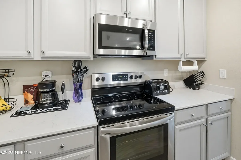 10249 Nala Lane Jacksonville FL 32218