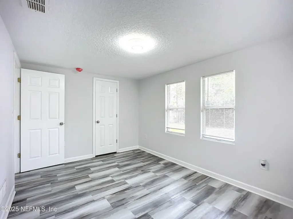 6914 Alachua Avenue Jacksonville FL 32210