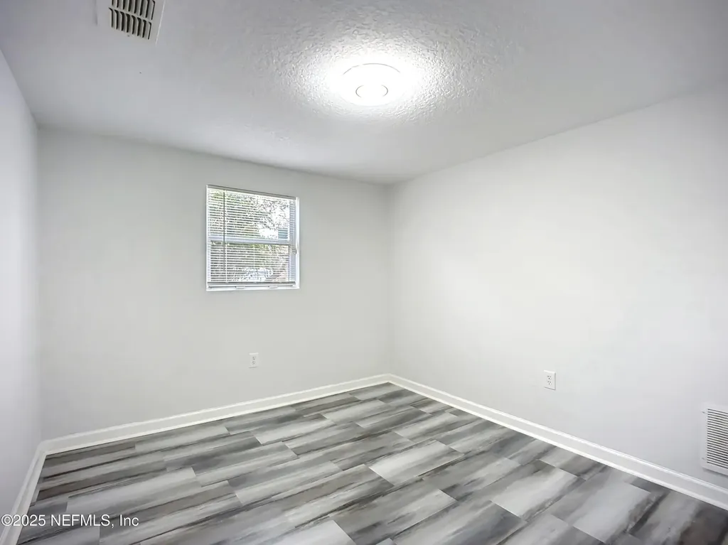6914 Alachua Avenue Jacksonville FL 32210
