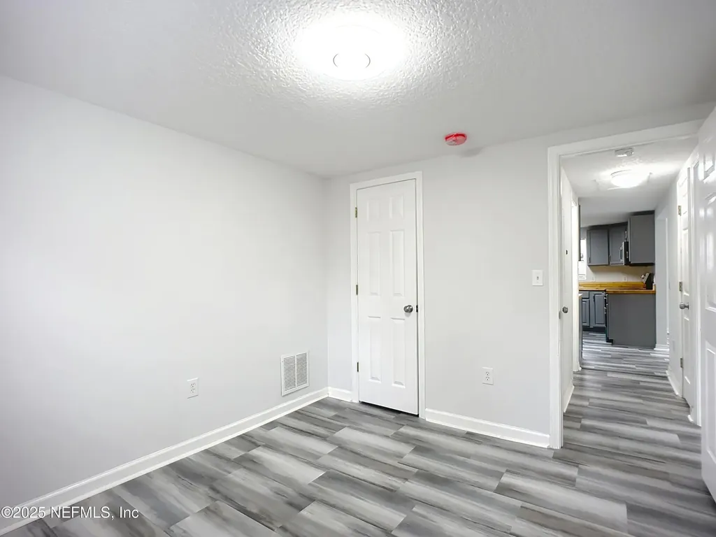 6914 Alachua Avenue Jacksonville FL 32210