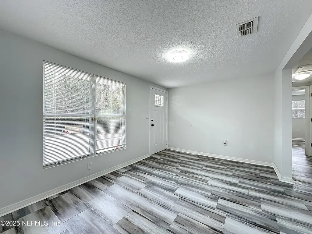 6914 Alachua Avenue Jacksonville FL 32210
