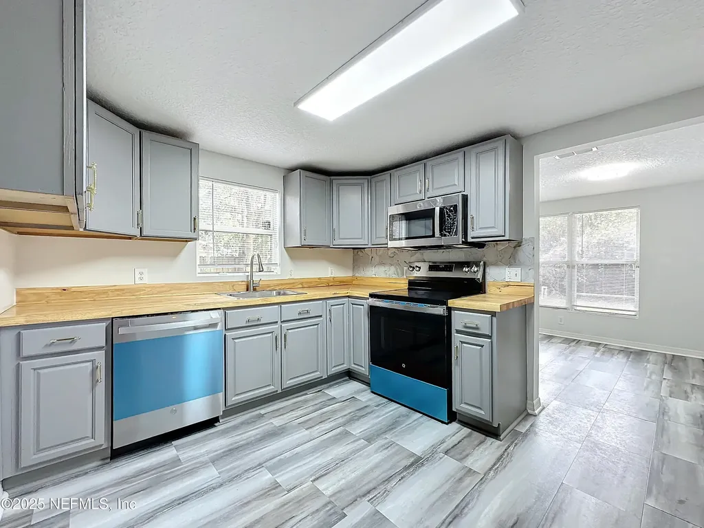 6914 Alachua Avenue Jacksonville FL 32210