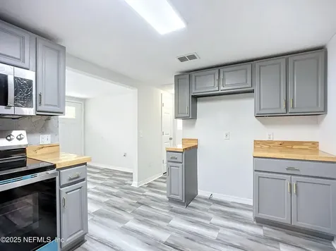 6914 Alachua Avenue Jacksonville FL 32210