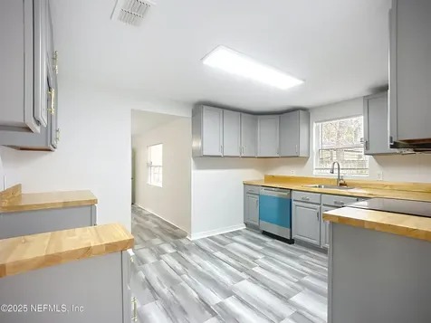 6914 Alachua Avenue Jacksonville FL 32210