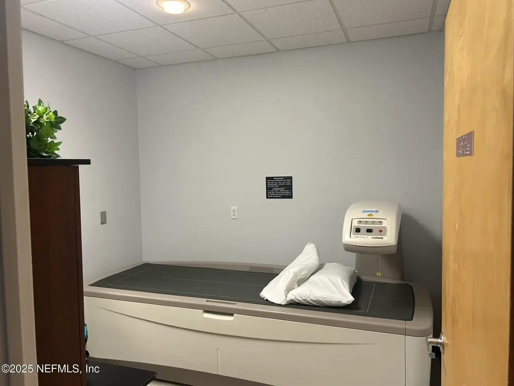 6905 Old Wolf Bay Road Palatka FL 32177