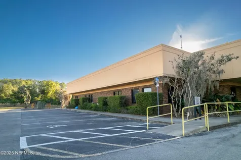 6905 Old Wolf Bay Road Palatka FL 32177