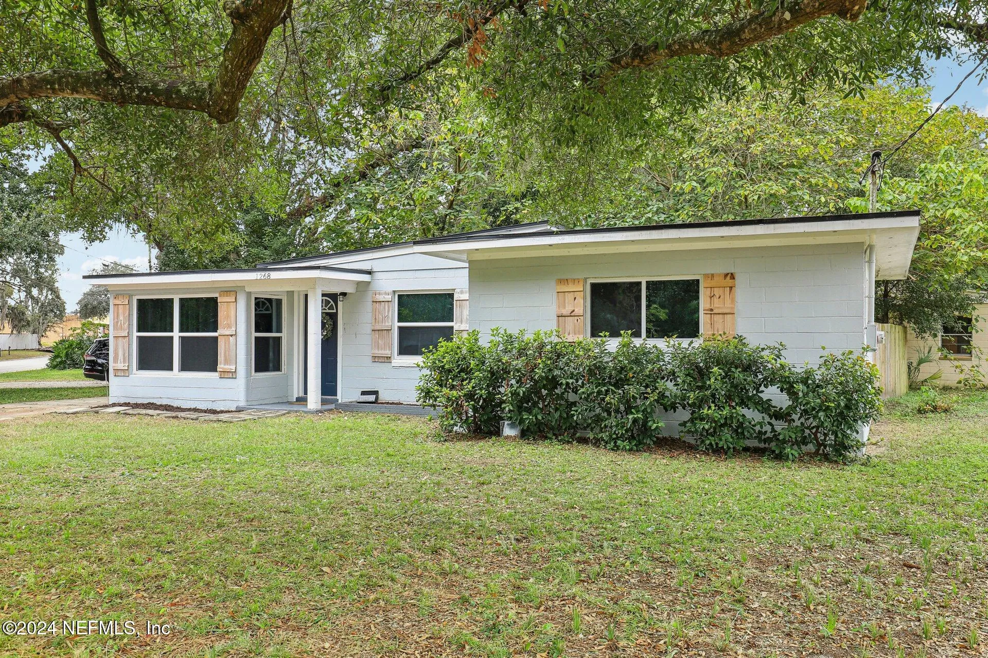 1268 King Arthur Road Jacksonville FL 32211