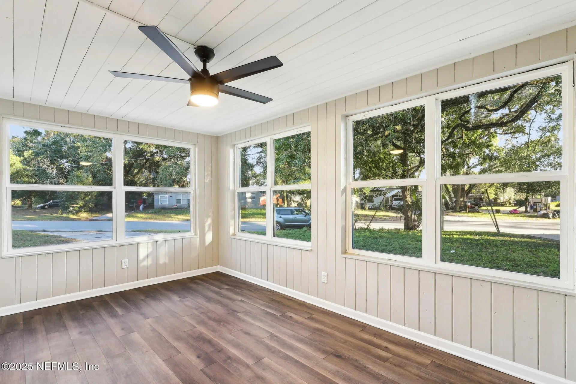 1268 King Arthur Road Jacksonville FL 32211