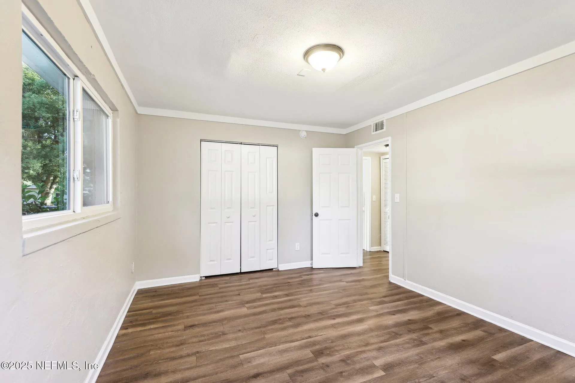 1268 King Arthur Road Jacksonville FL 32211