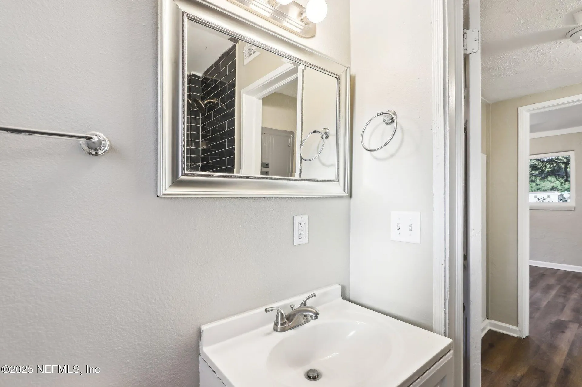 1268 King Arthur Road Jacksonville FL 32211