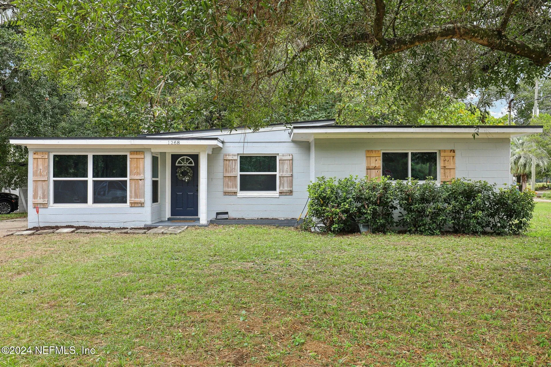 1268 King Arthur Road Jacksonville FL 32211