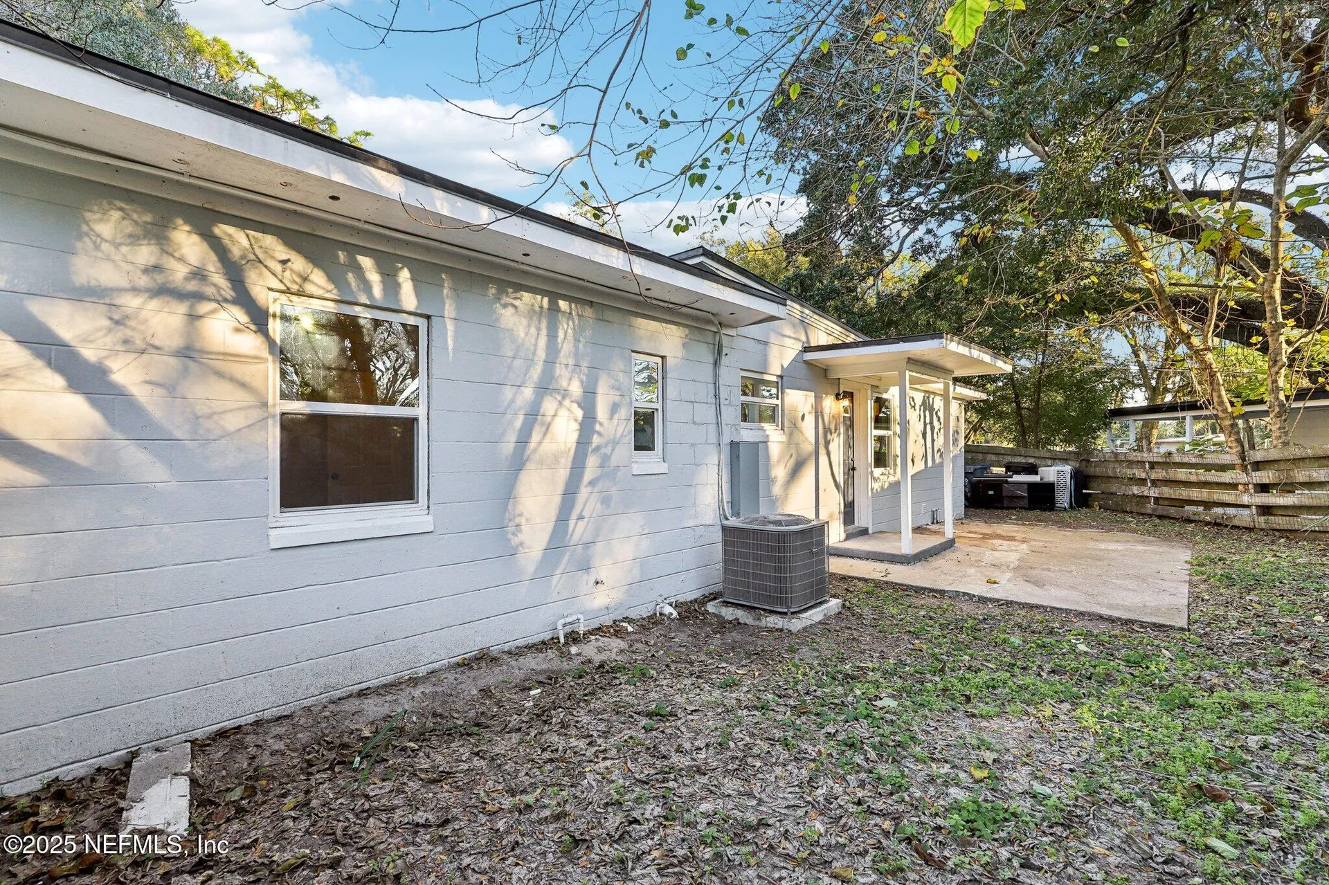 1268 King Arthur Road Jacksonville FL 32211