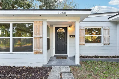1268 King Arthur Road Jacksonville FL 32211