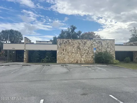 350 N Summit Street Crescent City FL 32112