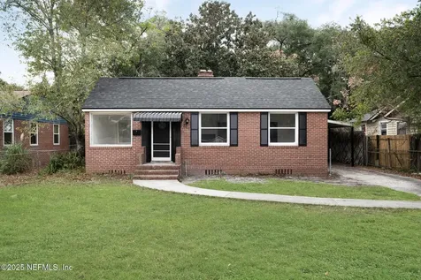 366 W 67th Street Jacksonville FL 32208