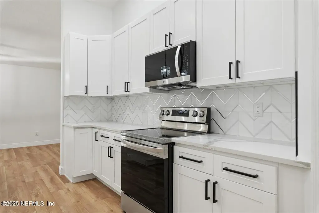 160 Village Green Avenue Fruit Cove FL 32259