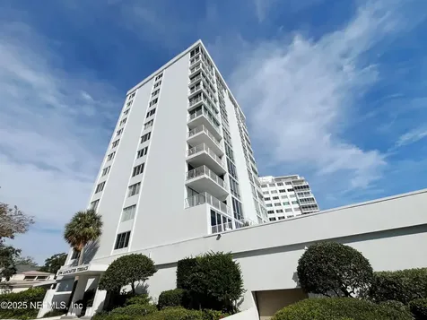 1596 Lancaster Terrace Jacksonville FL 32204