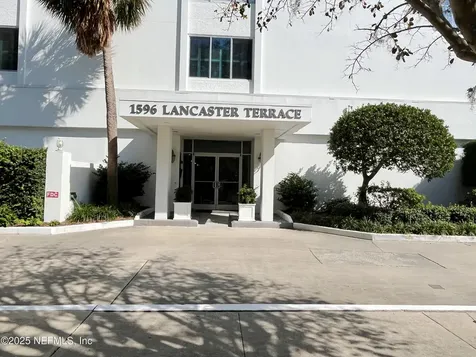 1596 Lancaster Terrace Jacksonville FL 32204