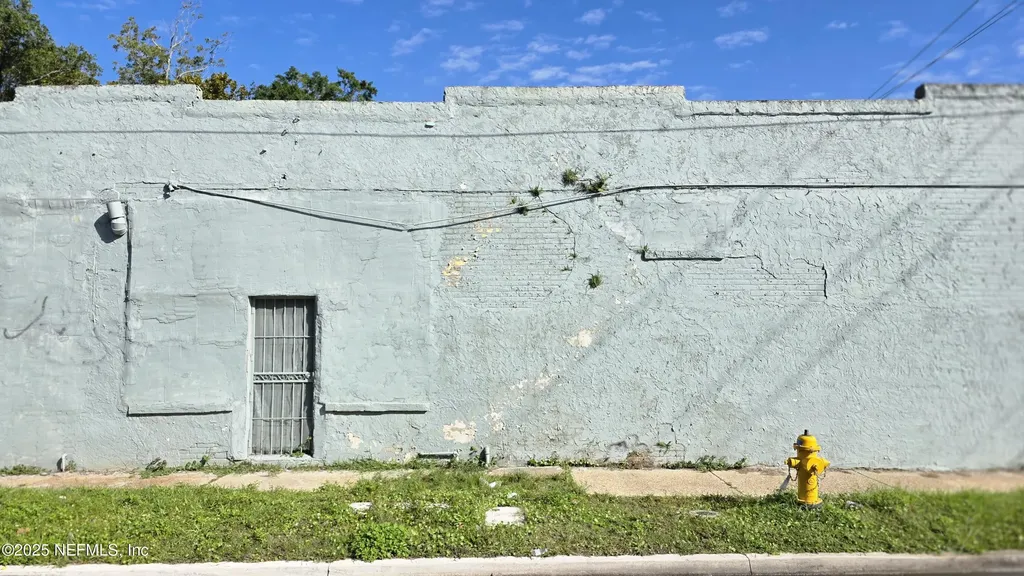3104 Myrtle Avenue N Jacksonville FL 32209