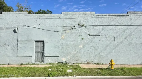 3104 Myrtle Avenue N Jacksonville FL 32209