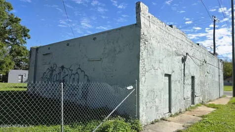 3104 Myrtle Avenue N Jacksonville FL 32209